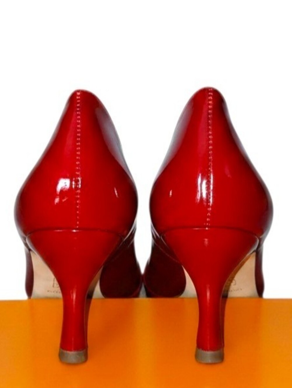 Women's FRANCES VALENTINE Patent Leather Pointed-Toe Knot Kitten Heel Pumps - Picture 15 of 15